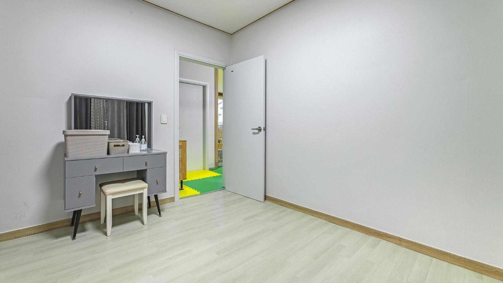 Goseong Pinetree Pension Room photo